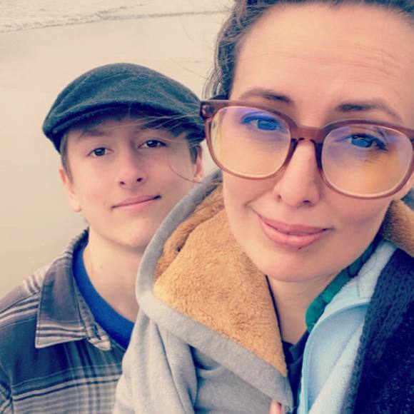 Meet your Posher, Lorie - Picture 1 of 1